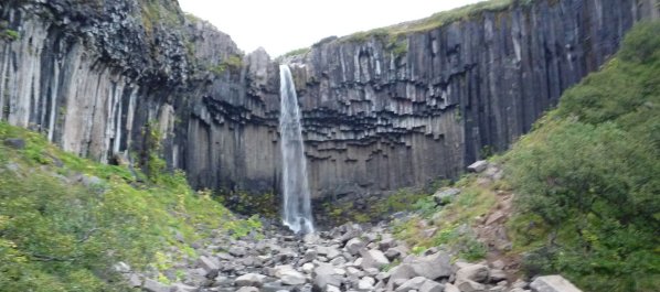 Chutes de Svartifoss