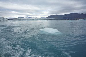 Lac glaciaire de J&ouml;kuls&aacute;rl&oacute;n